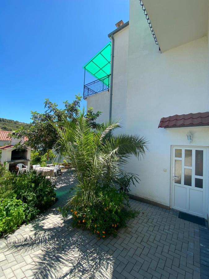 Apartments Simic Trogir Eksteriør bilde