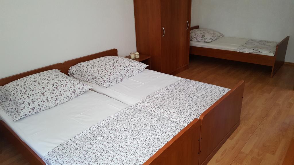 Apartments Simic Trogir Eksteriør bilde
