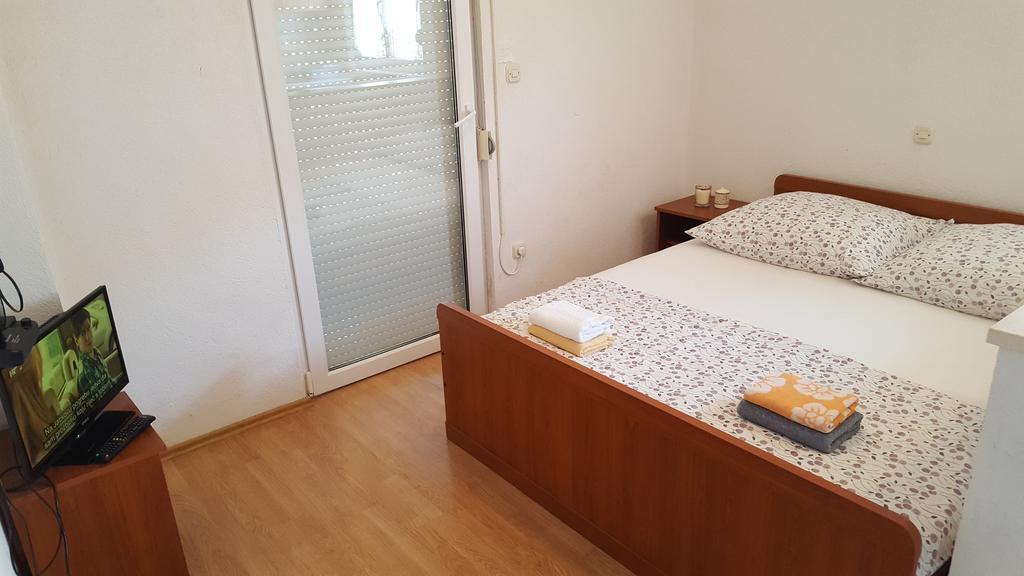 Apartments Simic Trogir Eksteriør bilde